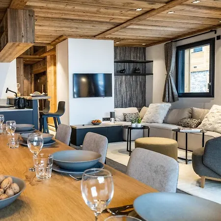Spacious And Modern With Views 아파트 르그랑보르낭